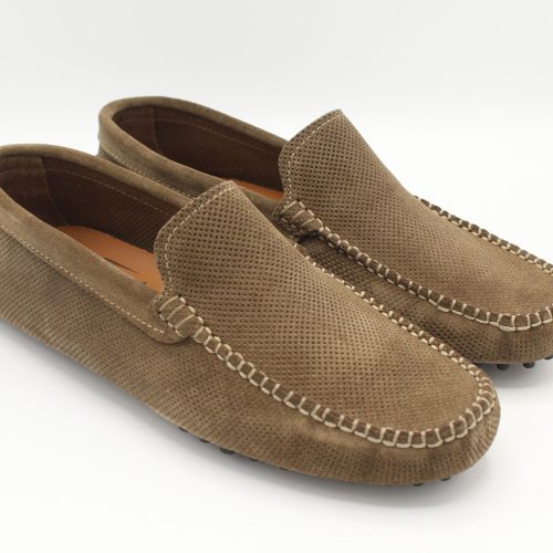 Mocassino uomo in camoscio sabbia traforato sfoderato artigianale Andy Sant'Angelo d'Ischia